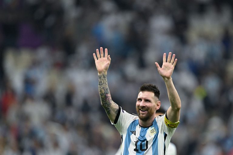 Messi exalta elenco e comissão técnica após classificação para a final da Copa do Mundo