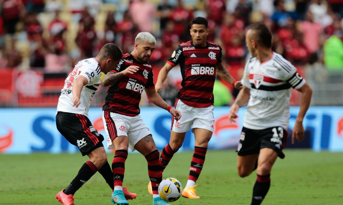 Relembre os últimos 10 jogos entre Flamengo x São Paulo