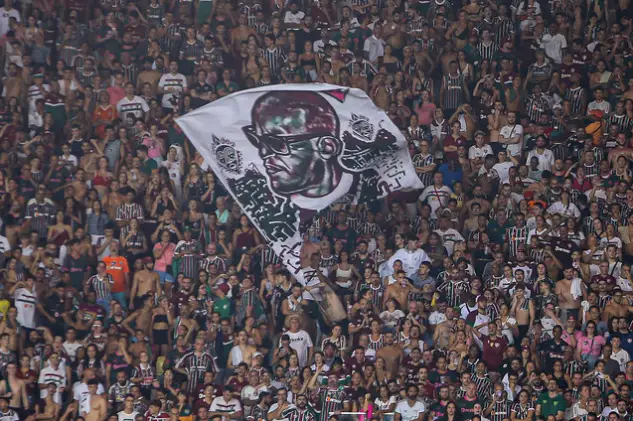 Torcida do Fluminense no estádio do Maracanã