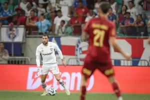 Juan Freytes, zagueiro do Fluminense