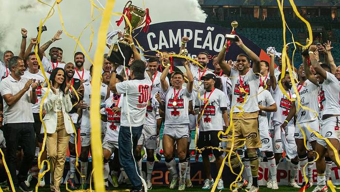 Vitória campeão - Foto: @lanaloiolafoto / @celogilfotografia