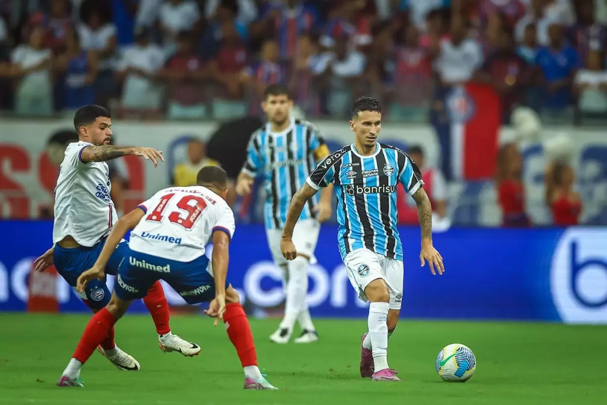 gremio x bahia em campo pelo brasileirão 2024