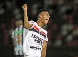 Pedro Severino comemora gol pelo Botafogo-SP em 2024