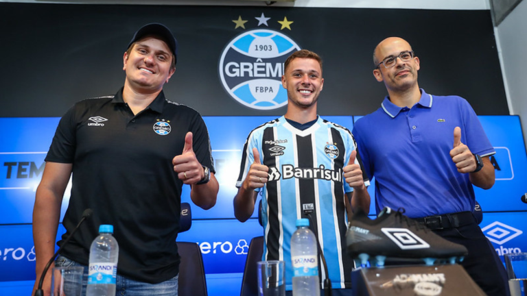 gustavinho-meia-gremio