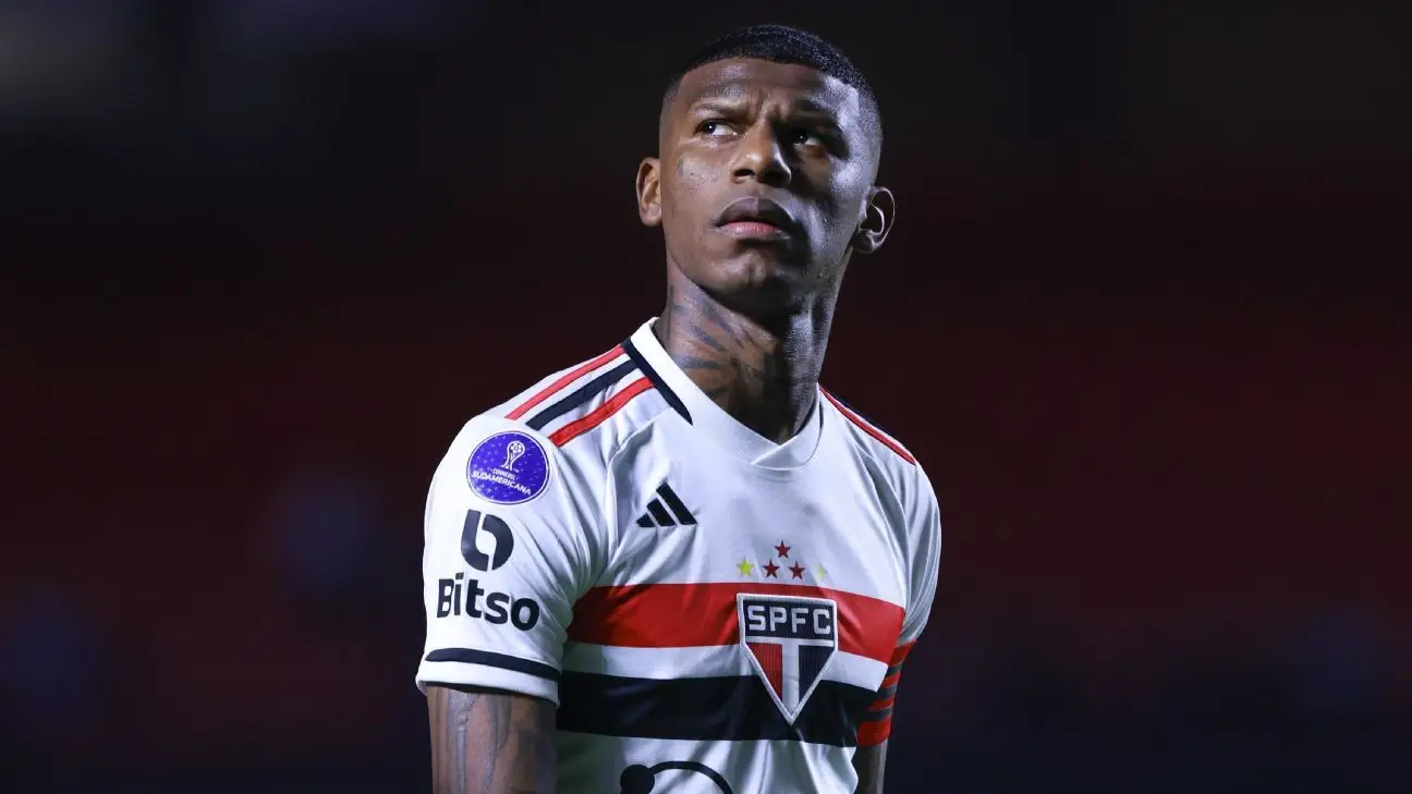 Arboleda deve renovar com o São Paulo em breve (Foto: Divulgação)