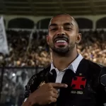 lateral-direito Paulo Henrique do Vasco da Gama