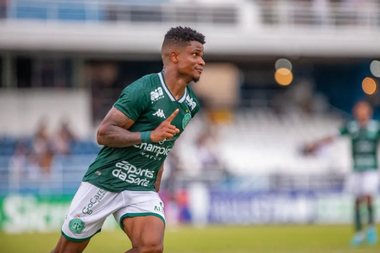 Jamerson é sondado pelo Coritiba, mas também desperta interesse do Santos e Internacional. Foto: Thomaz Marostegan/Guarani FC