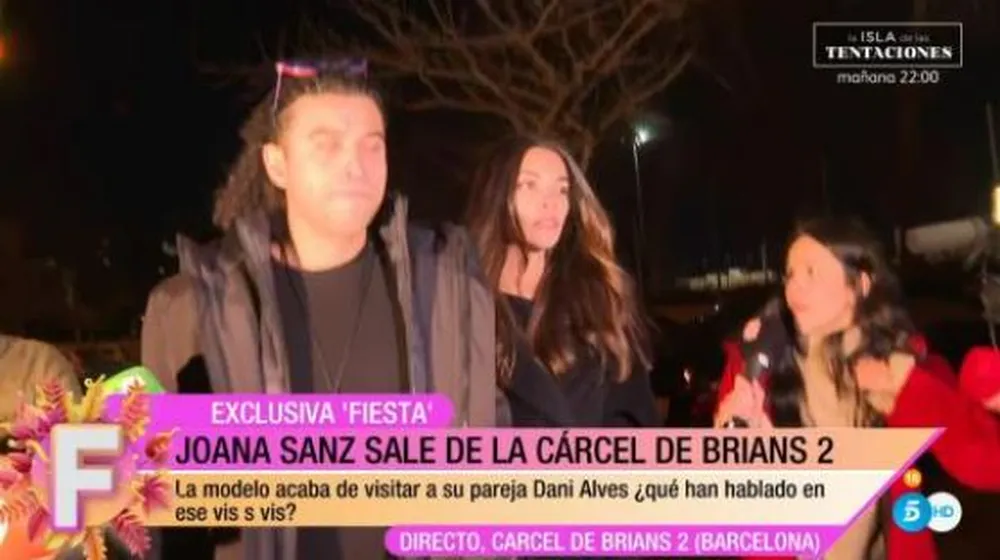 Joana Sanz após visita a Daniel Alves na prisão — Foto: Reprodução
