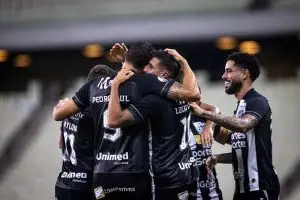 Jogadores do Ceará na Arena Castelão