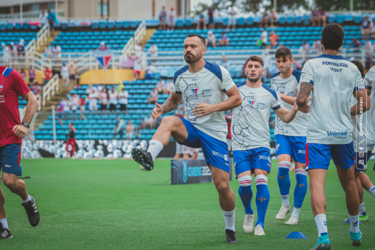 Jogadores do Fortaleza no Presidente Vargas