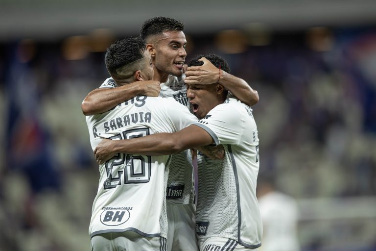 Saravia, Vera e Palacios, jogadores do Atlético-MG