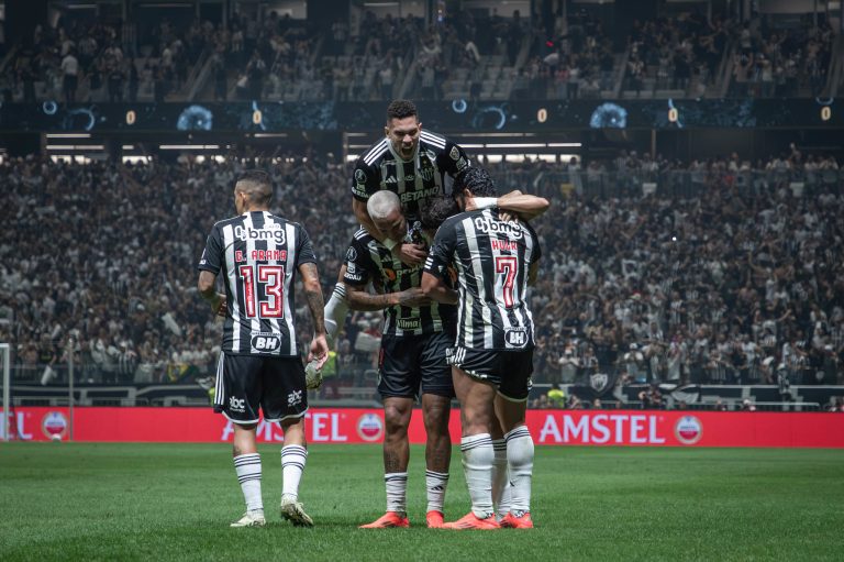 Paulinho, Deyverson, Guilherme Arana e Hulk, jogadores do Atlético-MG