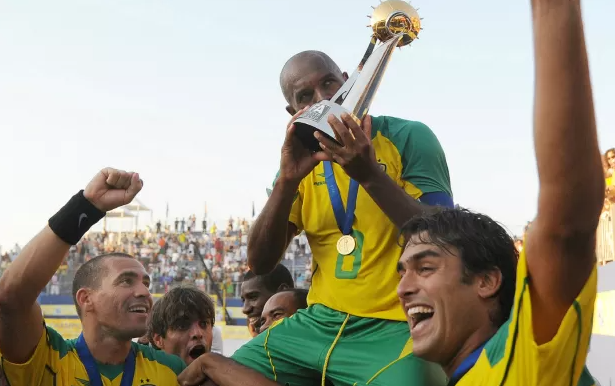 Júnior Negão, jogador da seleção brasileira de Beach Soccer