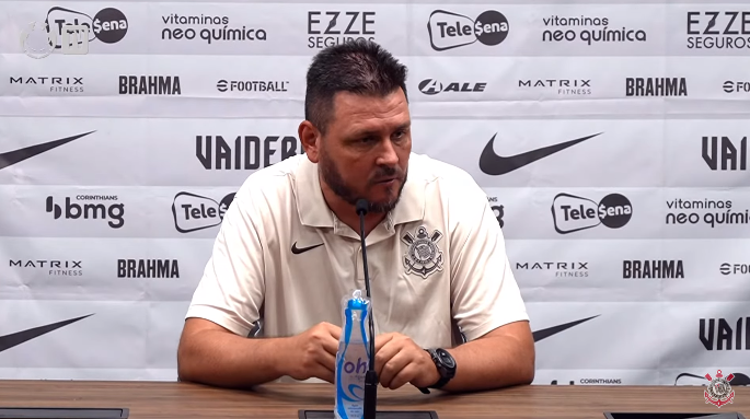 Thiago Kosloski, auxiliar técnico do Corinthians