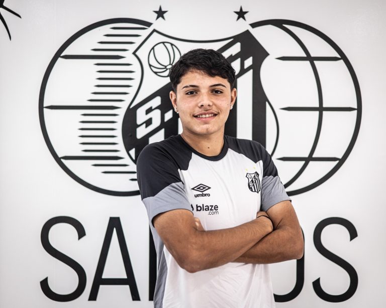 Luca Meirelles, atacante do Santos