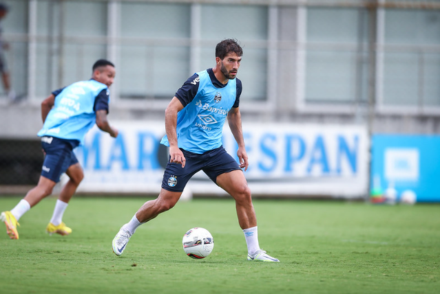 Lucas Silva, volante do Grêmio