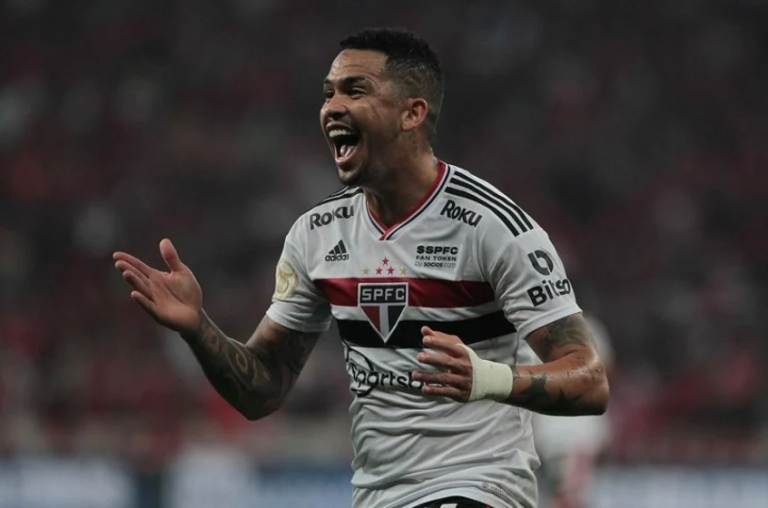 Luciano marcou na goleada do São Paulo sobre o Goiás