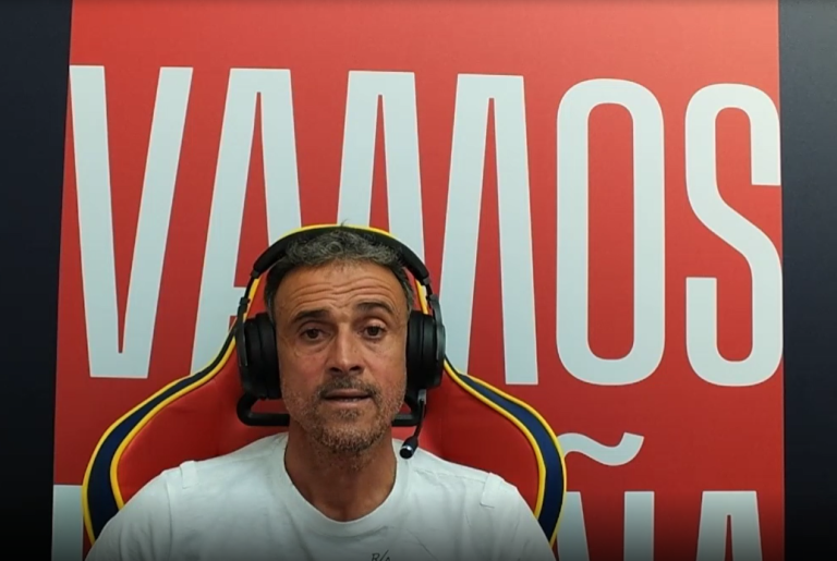 Técnico Luis Enrique, da Espanha, afirmou estar aproveitando o momento na seleção. Foto: Reprodução/Twitch.