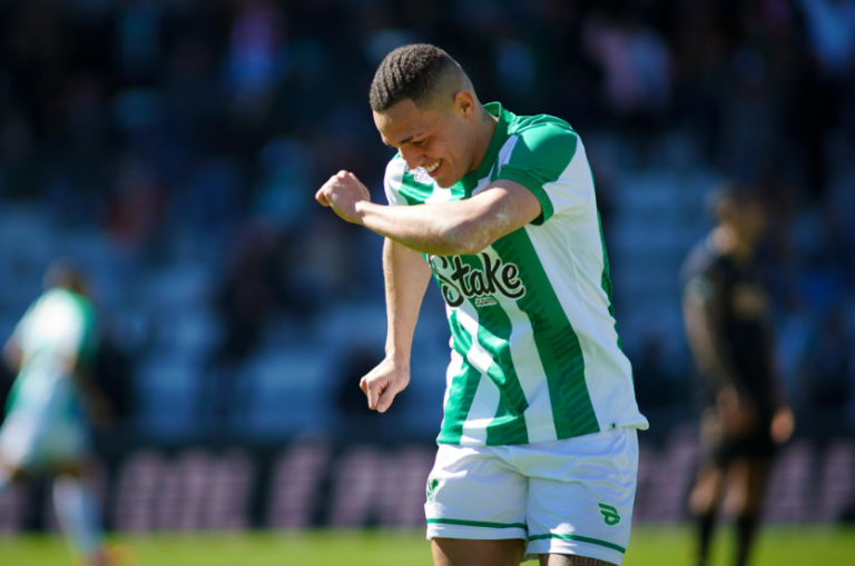 Marcelinho, atacante do Juventude