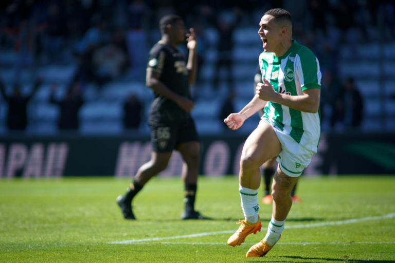 Marcelinho, atacante do Juventude