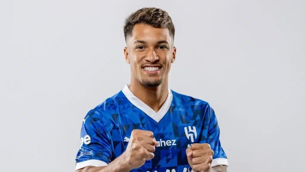 Marcos Leonardo está tentando jogar no São Paulo