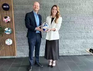 Michelle Ramalho se reuniu com Mattias Grafstrom para discutir o Mundial de Clubes no Brasil em 2029