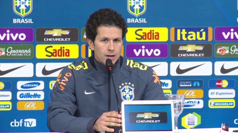 Médico da Seleção Brasileira, Rodrigo Lasmar fala sobre ausência de Neymar: “Não terá condições clinicas de se juntar a nós”