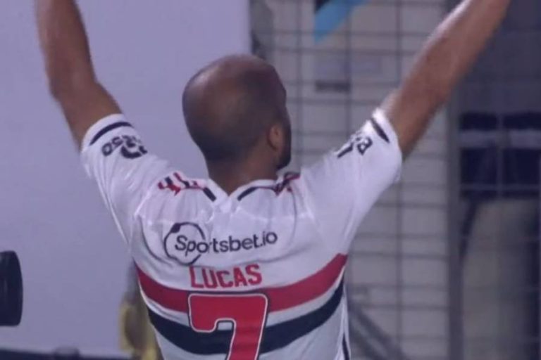 Lucas Moura fez o segundo gol