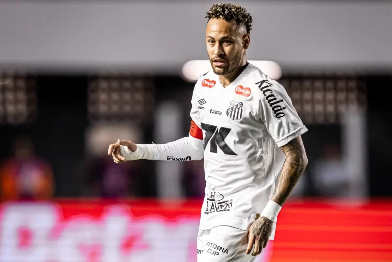 neymar em campo pelo santos