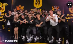 Nobru e elenco do Fluxo na Kings League Brasil