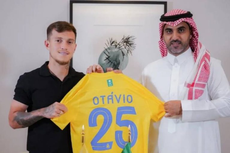 Otávio vai jogar pelo Al-Nassr