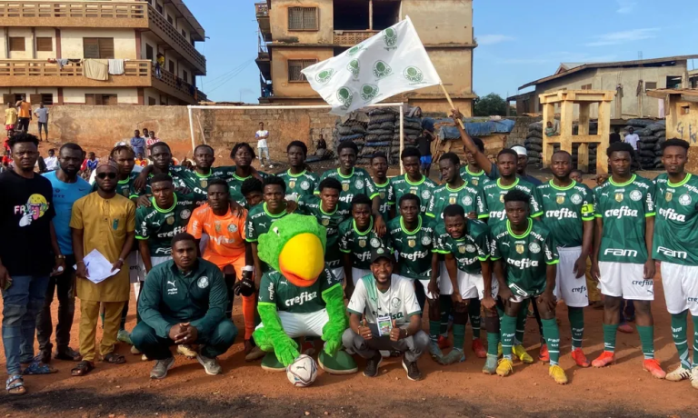 Palmeiras Family, time de Gana inspirado no Palmeiras