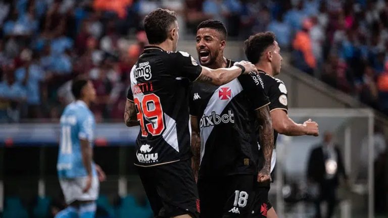 Quem é o jogador que conquistou o coração da torcida do Vasco?