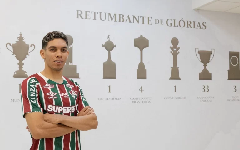 Paulo Baya deixa o Fluminense após oito meses de clube