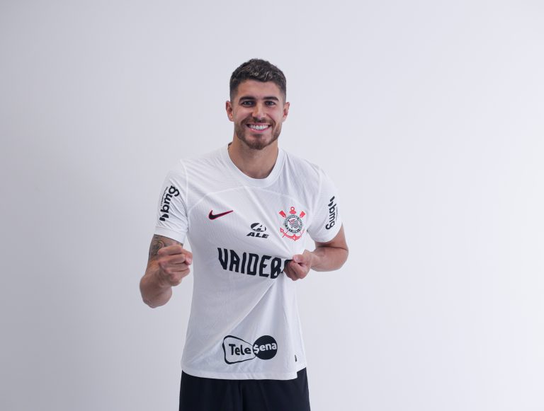 Pedro Raul, atacante do Corinthians