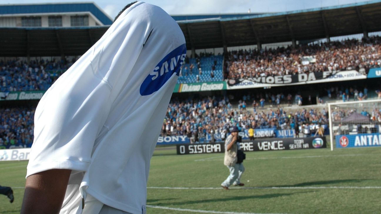 Corinthians foi rebaixado à Série B no ano de 2007 (Foto: Gazeta Press)