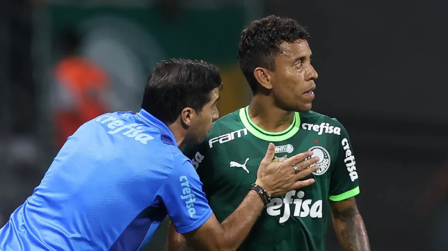 Abel Ferreira e Marcos Rocha, técnico e lateral-direito do Palmeiras