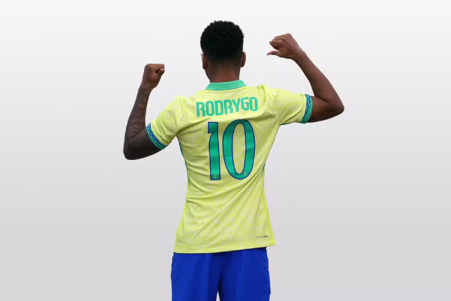 Rodrygo com a camisa 10 da seleção brasileira