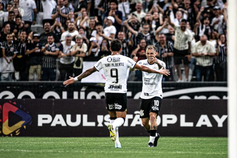 Dupla de ataque do Corinthians em 2023