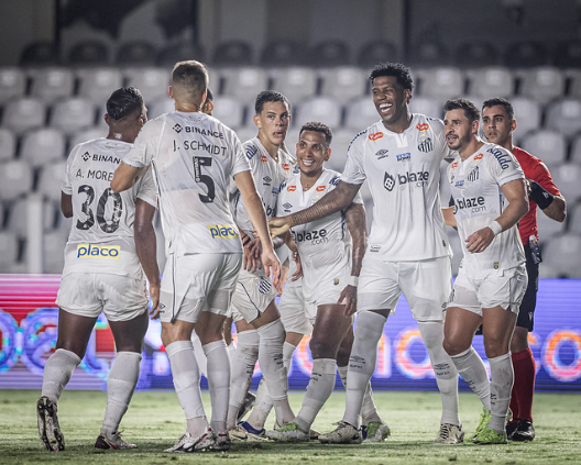 Jogadores do Santos na Vila Belmiro