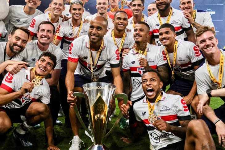 São Paulo vence a Supecopa Rei