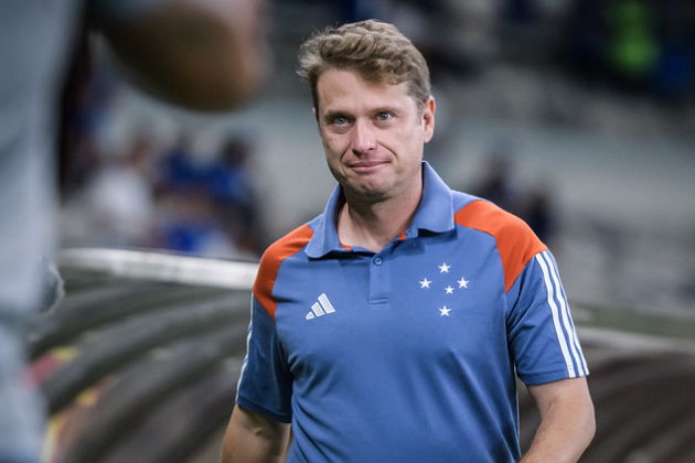 Fernando Seabra, técnico do Cruzeiro