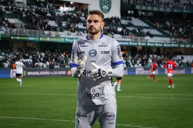 Goleiro Gabriel Vasconcellos, do Coritiba. Foto: Reprodução/Coritiba