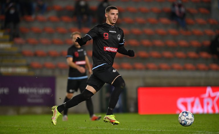 Arthur Sales, reforço para o Bahia em 2023, atuou no Lommel SK da Bélgica e no Paços de Ferreira, de Portugal. Foto: DAVID CATRY/BELGA MAG/AFP via Getty Images