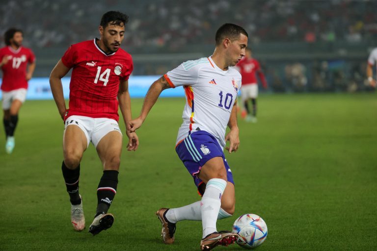 Hazard durante amistoso - Bélgica x Egito.