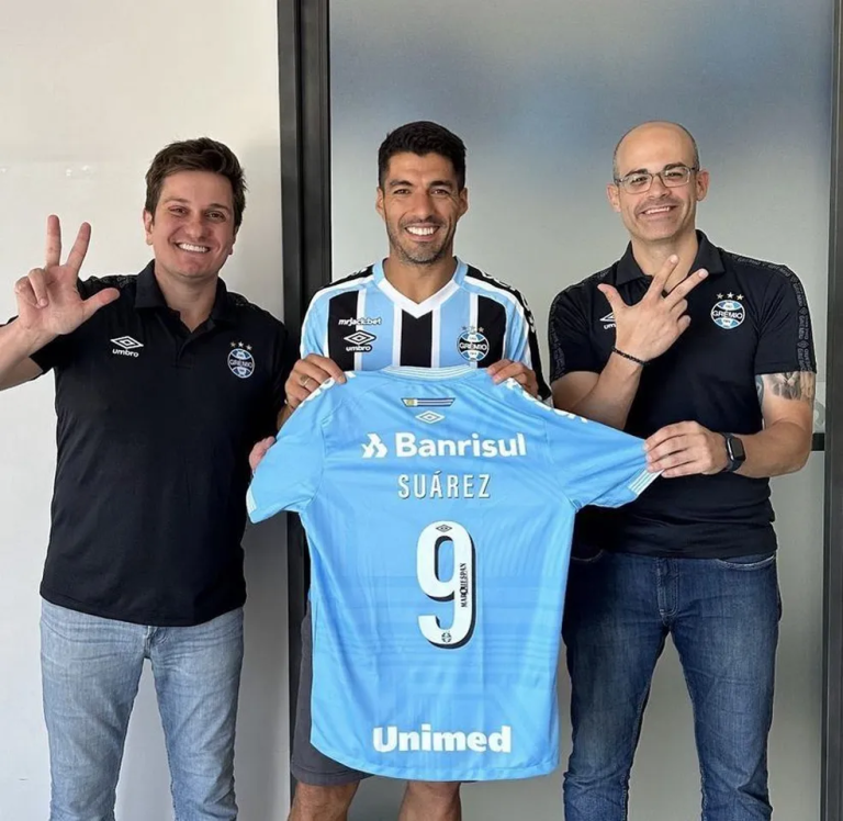 Luis Suárez se apresenta terça-feira e já pode ser novidade no Grêmio na Recopa Gaúcha