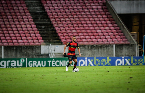 Rafael Thyere, zagueiro do Sport