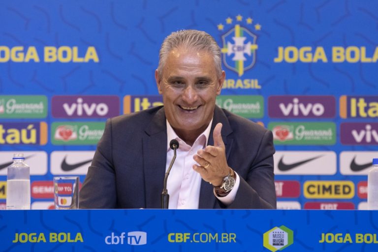 O técnico Tite chamou 26 jogadores para o mundial do Qatar