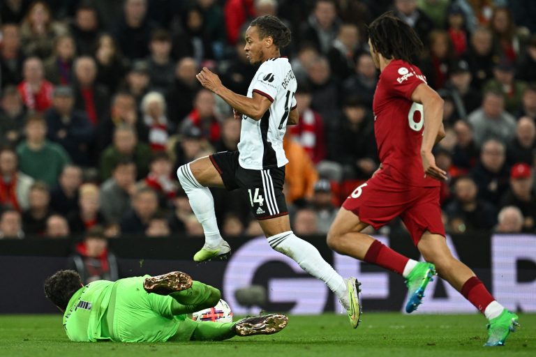 TOPSHOT-FBL-ENG-PR-LIVERPOOL-FULHAM