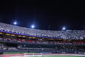 Torcida do Santos no Morumbis